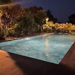 De Standing Avec Piscine Et à Pieds Apartamento